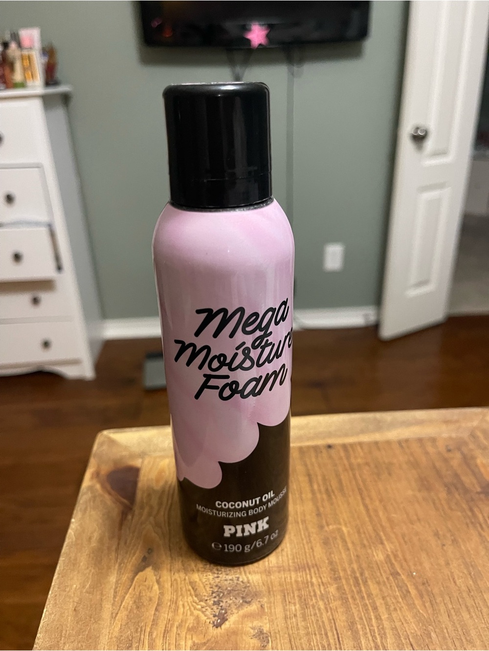 Victoria's Secret Pink Mega Moisture Foam in Pink and Black